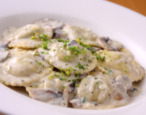 �|�[�^�x���E�}�b�V�����[���̃��r�I�� �@Portobello Mushroom Ravioli�@$14.99
Add Sauted Mushroom $2.99 